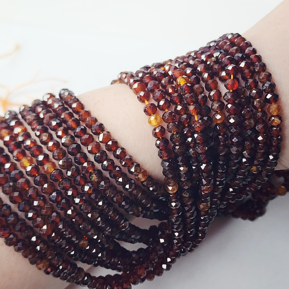 Гранат Малайя, спессартин, пироп, рондель, огранка, р-р 4.9мм, цена за нить 19 см