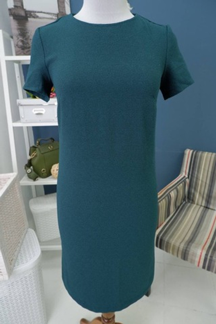 Платье Incity лаконичное 42 размер