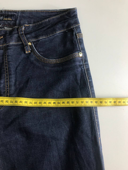Джинсы модного оттенка, визуально на 44/46 размер