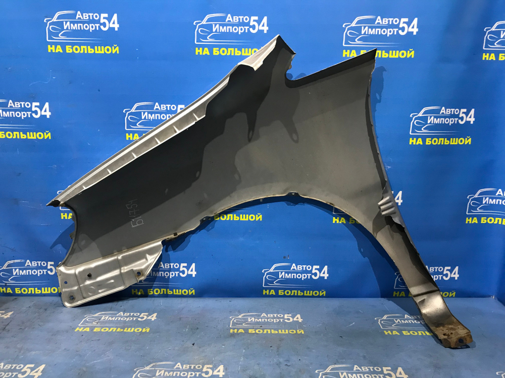 Крыло переднее правое TOYOTA NADIA 1998-2003