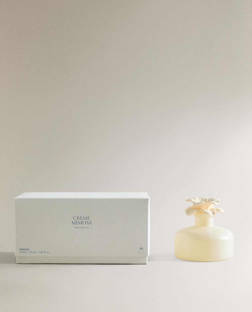 Zara Home - Освежитель воздуха керамика крем мимоза, 150 мл