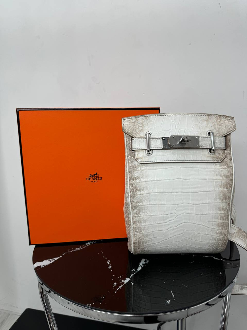 Нагрудная сумка слинг Hermes Kelly из кожи гималайского крокодила