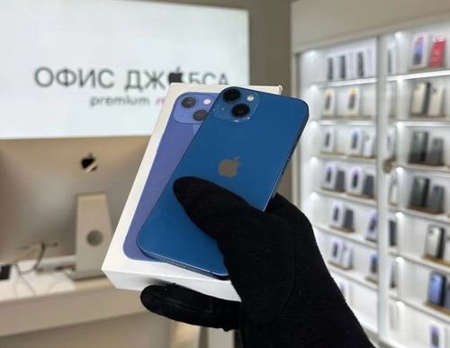 iPhone 13, 256 ГБ б/у