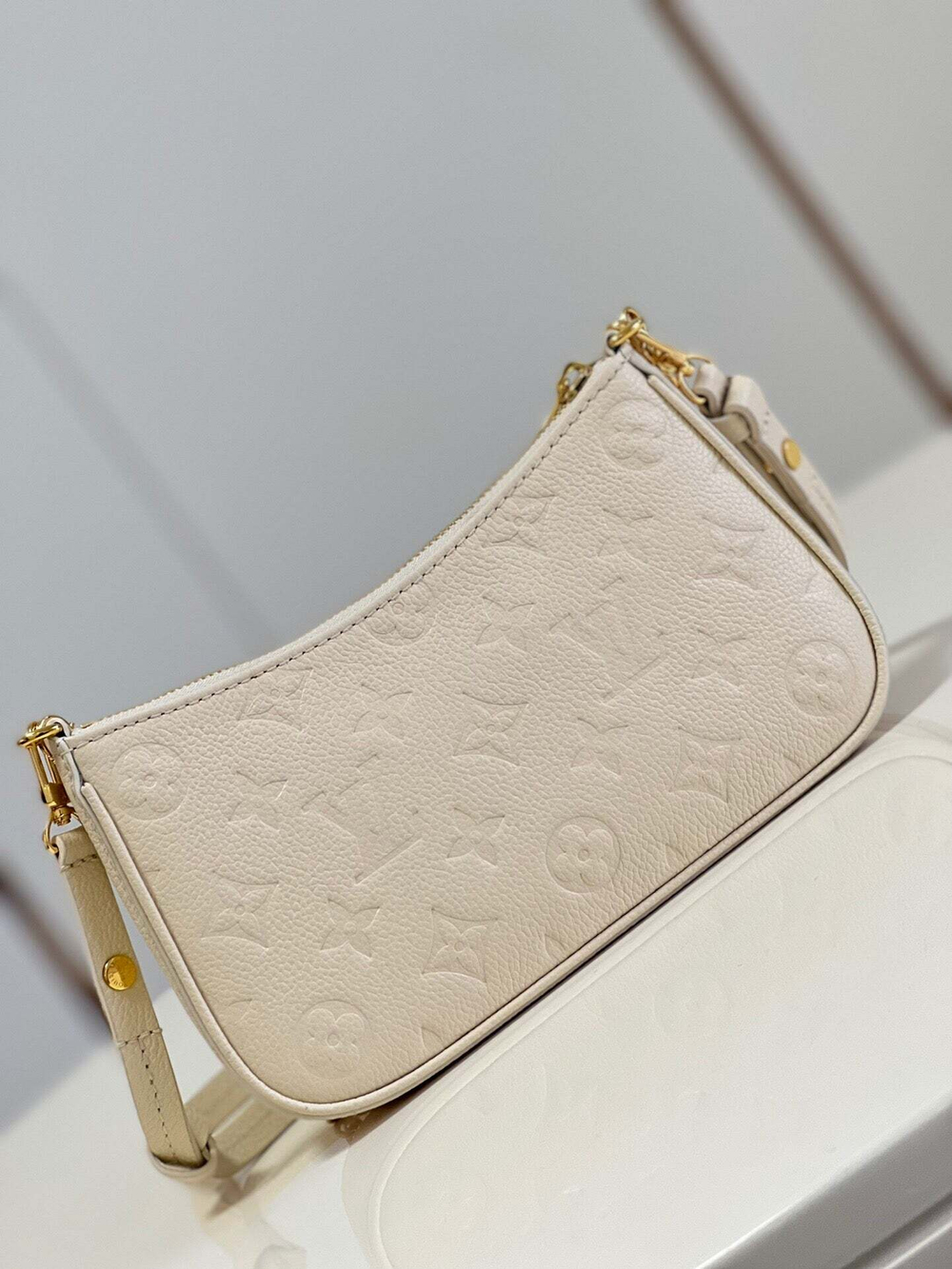 Louis Vuitton Easy Pouch On Strap