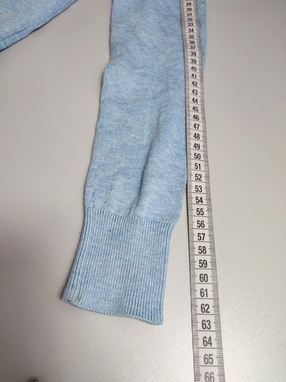 Кофта H&M нежного цвета 42 размер