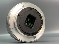 Sony 16mm f/2.8 E