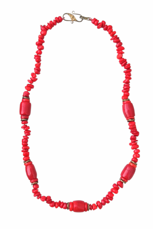 бусы из красного коралла