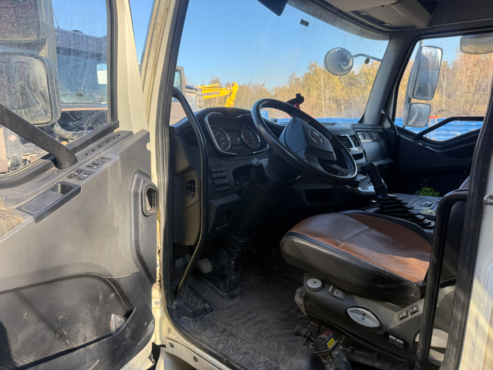 FAW J6 8x4 Самосвал CA3310P66K24T4E5 (Дизельный, 11,1 л, 420 л.с., МТ)