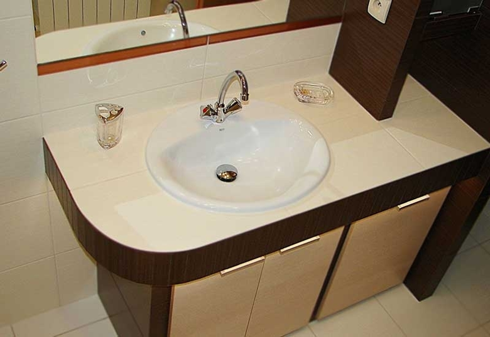 Раковина Roca Adora 50 327204000 Белая