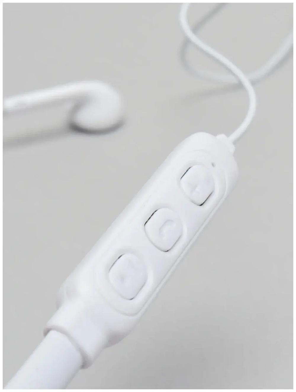 Гарнитура спортивные Bluetooth 5.0 DENMEN DL01 90mAh Время работы до 4ч