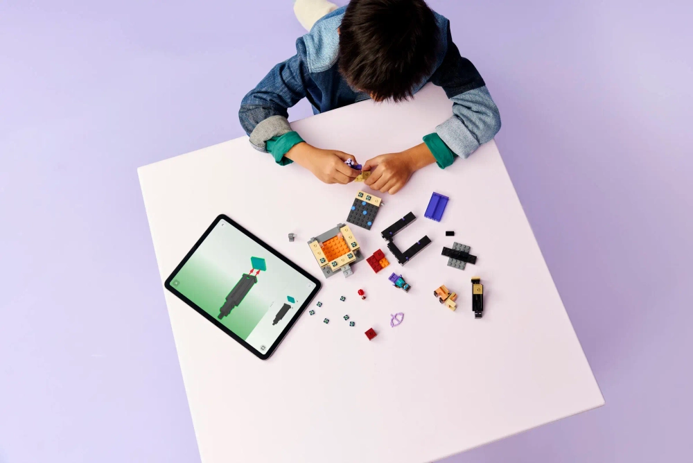 Конструктор LEGO Minecraft 21584 Nether & End Portal Journey