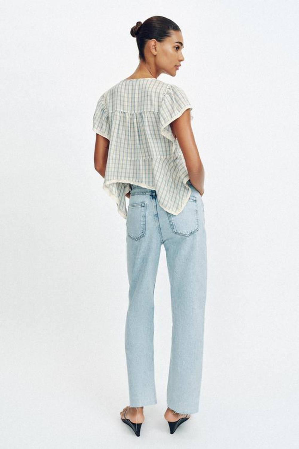 ZARA ТОП В КЛЕТКУ С ВЫШИВКОЙ И КРУЖЕВОМ, СИНИЙ/БЕЛЫЙ