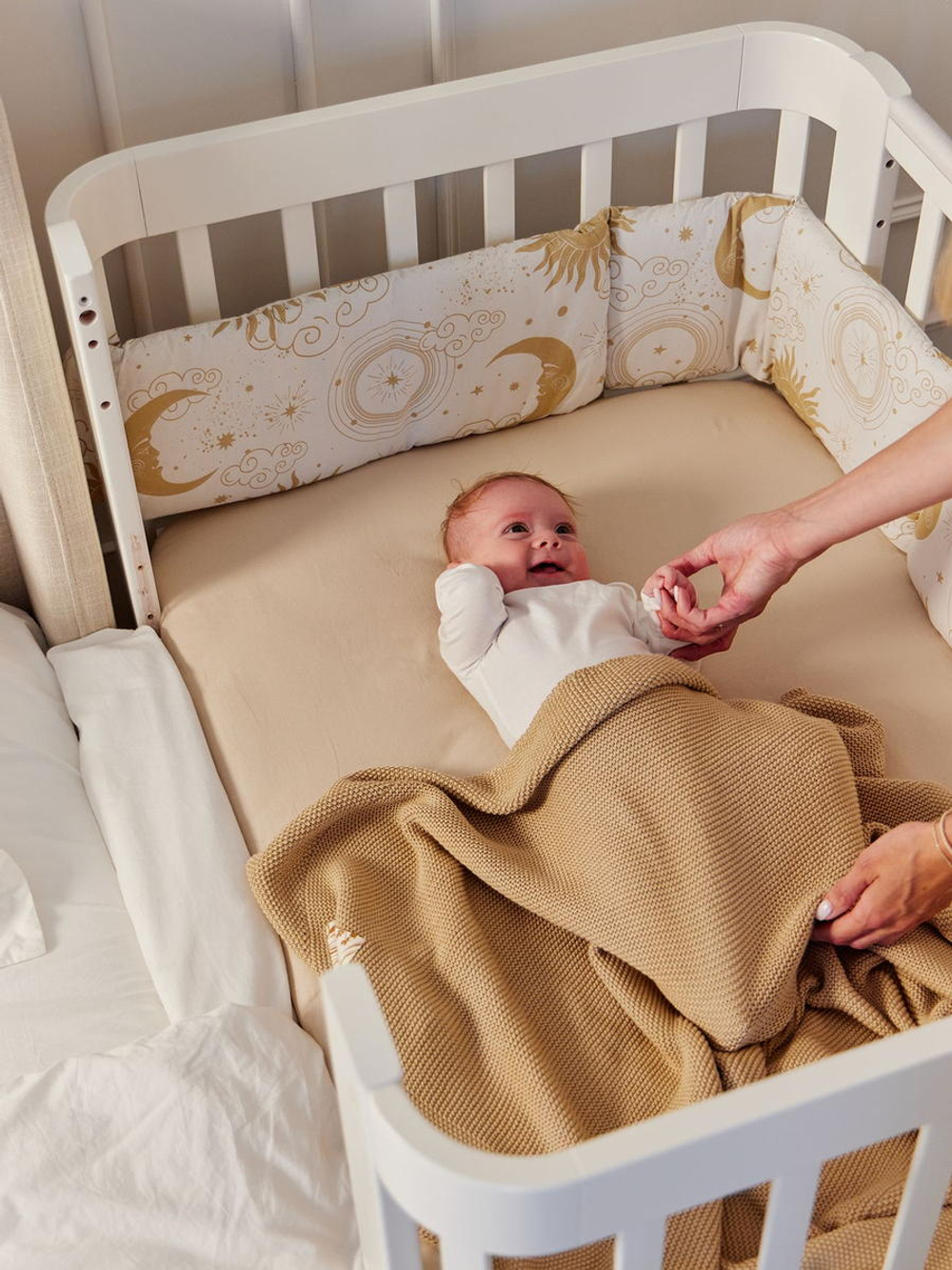 Детская кроватка-трансформер Happy baby Mommy Love в комплекте с расширением 160х70 milky