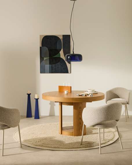 Стул Maina бежевого цвета со стальными ножками бежевого цвета