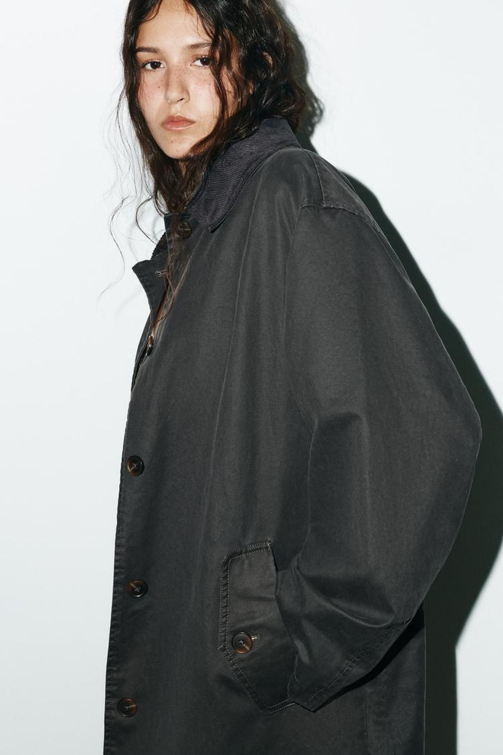 ZARA ВОЩЕНЫЙ ТРЕНЧ С ВЕЛЬВЕТОВЫМ ВОРОТНИКОМ, АНТРАЦИТОВО-СЕРЫЙ