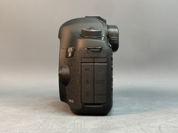 Canon EOS 5D Mark III 2.300 кадров