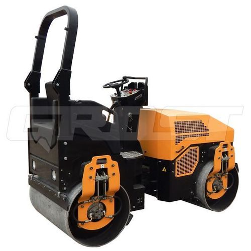 Виброкаток GROST VR3000 [2900 кг / Perkins 403D-15]