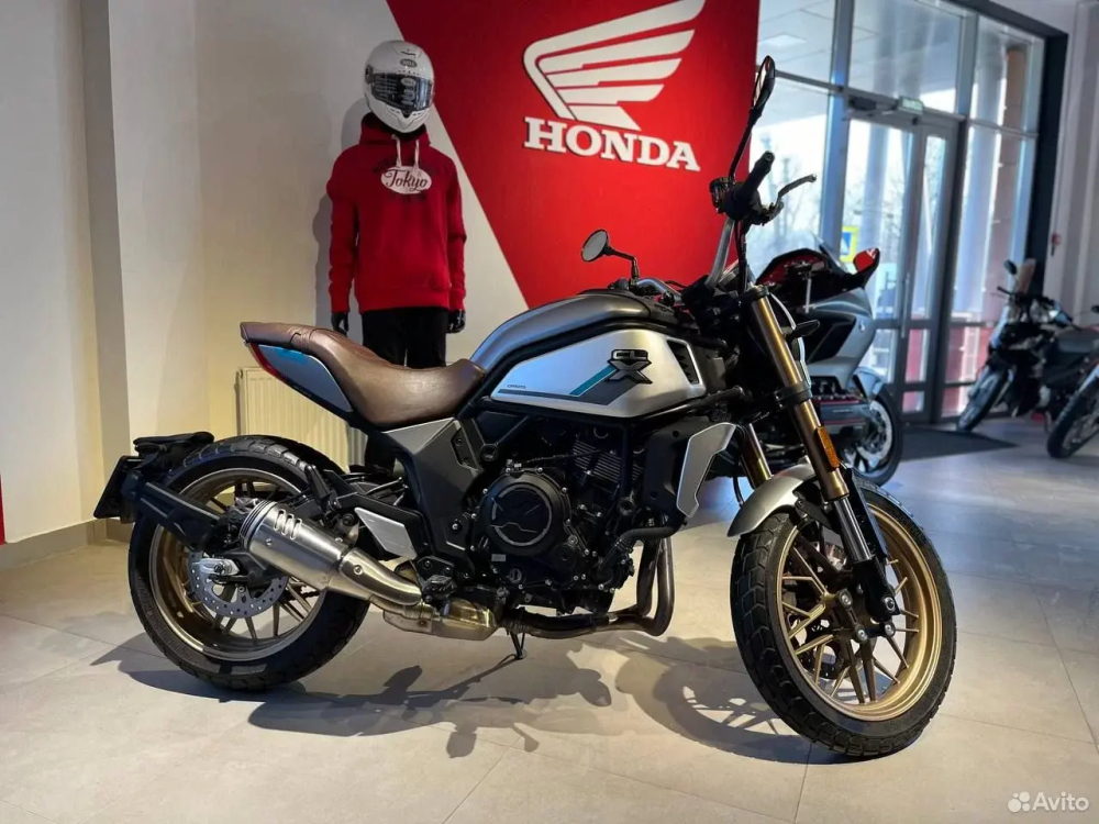 CFMoto 700CL-X Heritage, 2022