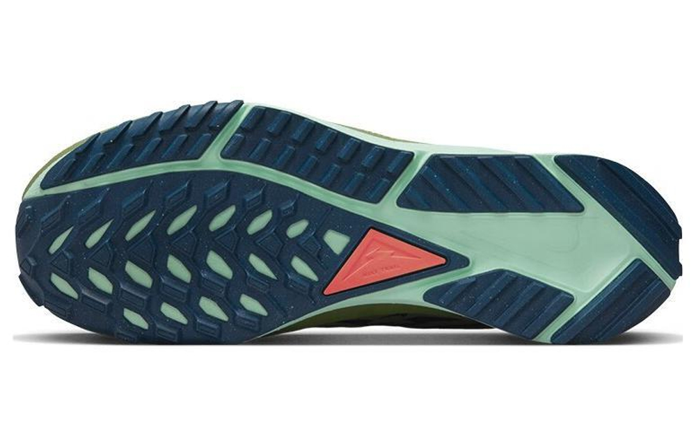Кроссовки Nike Pegasus Trail 4