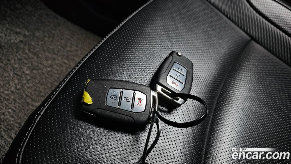 KG Mobility (Ssangyong) Very New Tivoli Дизель 1.6 2WD (11.2019)