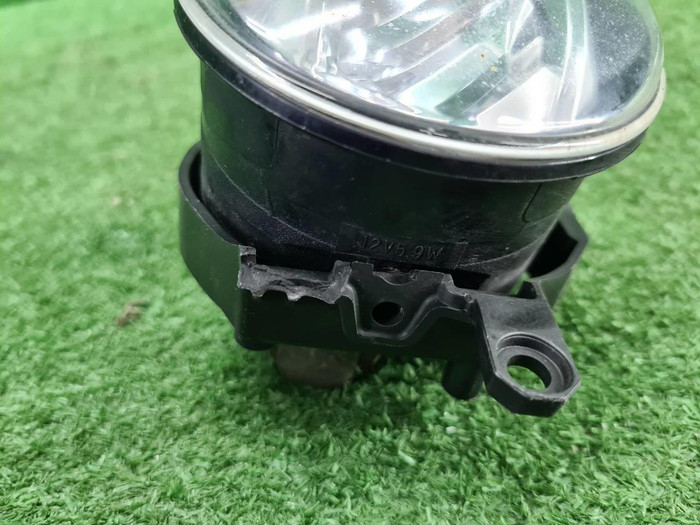 ПТФ правая Toyota Land Cruiser Prado 150 (17-н.в.)