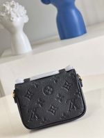 Louis Vuitton Micro Metis