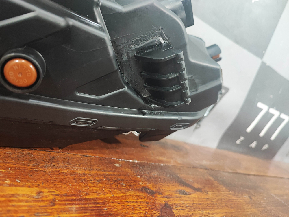 ДХО правый LED Hyundai Tucson 4 20-нв Б/У Оригинал 92208N9300