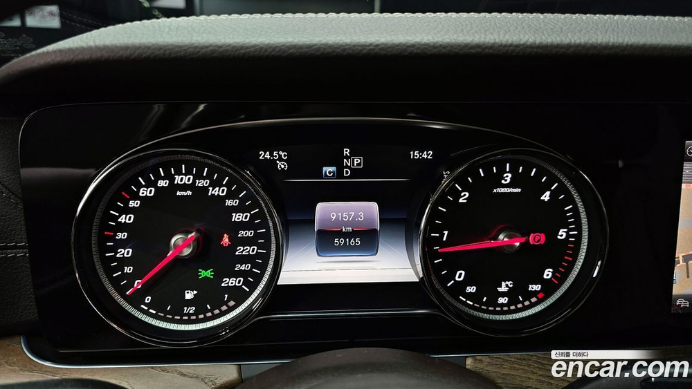 Mercedes-Benz E-Class W213 E220d 4MATIC Exclusive (09.2019)