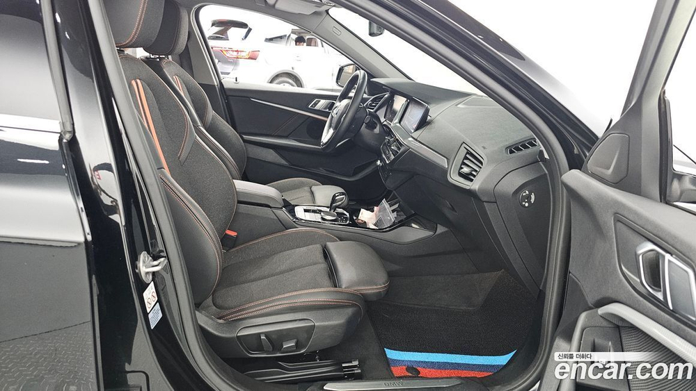 BMW 1 Series (F40) 118d Sports (01.2021)