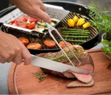 Набор для нарезки Weber Deluxe, нержавеющая сталь, нож 35 см, вилка 30,5 см