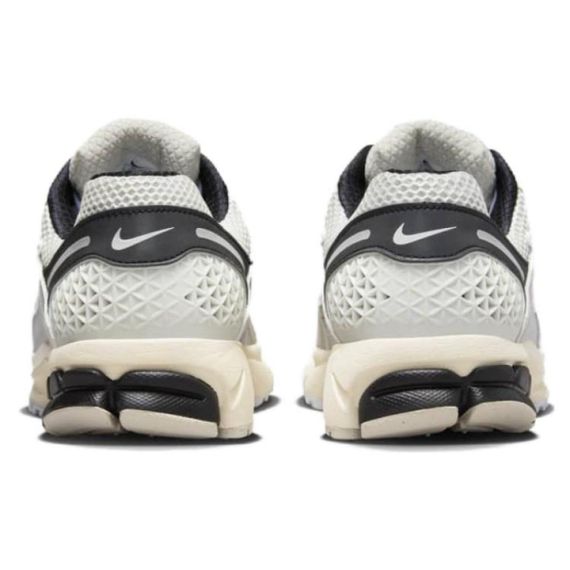 Nike Air Zoom Vomero 5 Беговые кроссовки Низкие Кроссовки Унисекс
