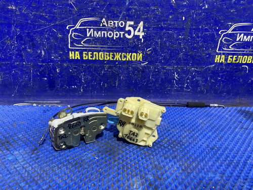Замок двери задней правой Honda AVANCIER 1999-2003