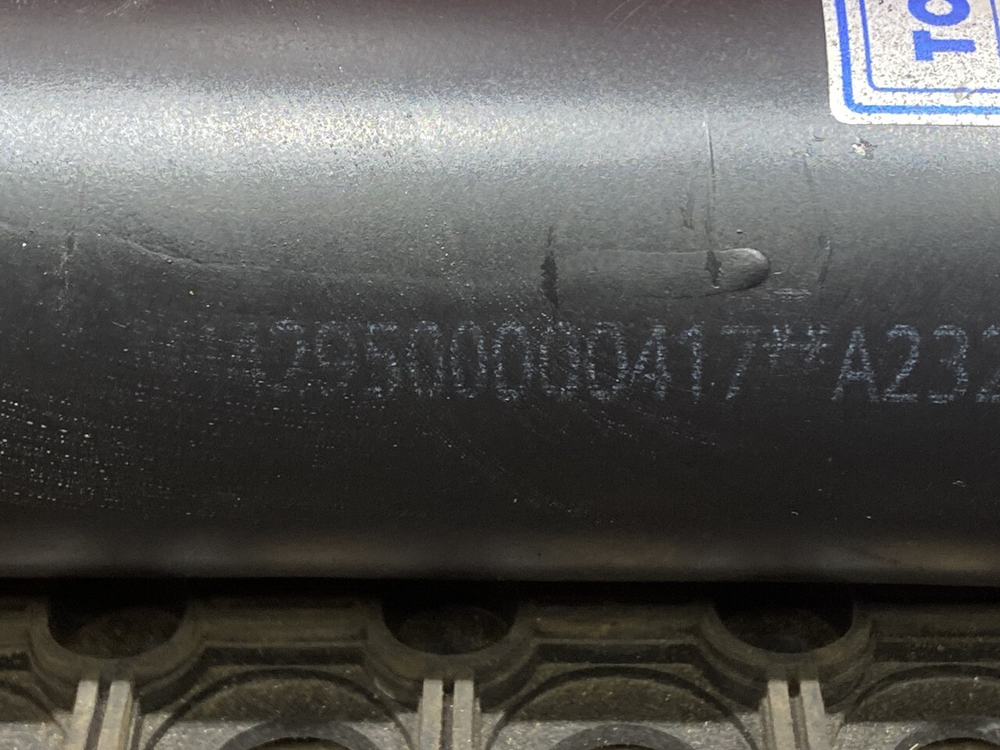 Амортизатор задний 2023г