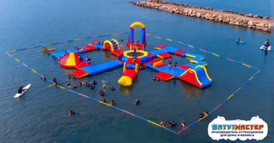 Большой надувной аквапарк на воде «Морской титан» 30×25×5 м