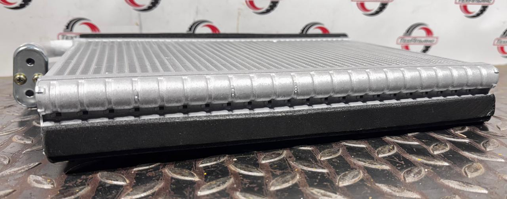 Радиатор кондиционера (испаритель) YN20M00107S020