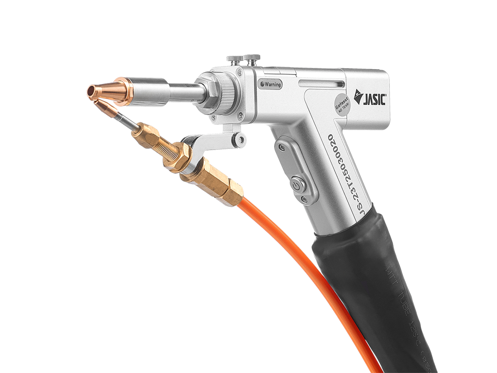 АППАРАТ ДЛЯ РУЧНОЙ ЛАЗЕРНОЙ СВАРКИ, РЕЗКИ И ОЧИСТКИ LASER WELD 1500 3.0