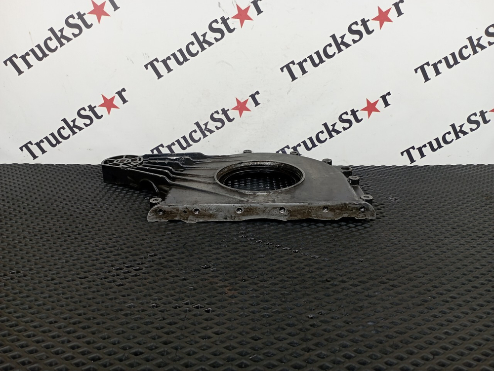 Крышка плиты двигателя