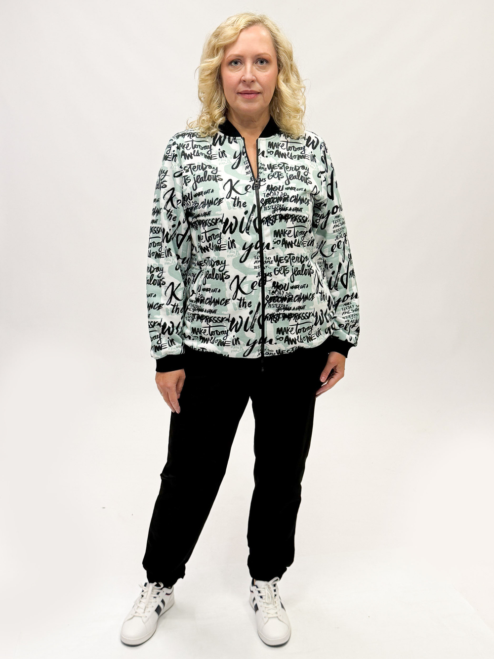 Толстовка женская трикотажная Fleur de Vie