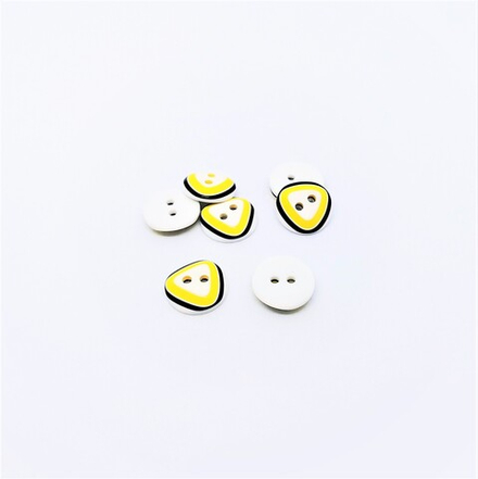 Пуговица №595 блузочная 20L 333-РА1 белый/желтый