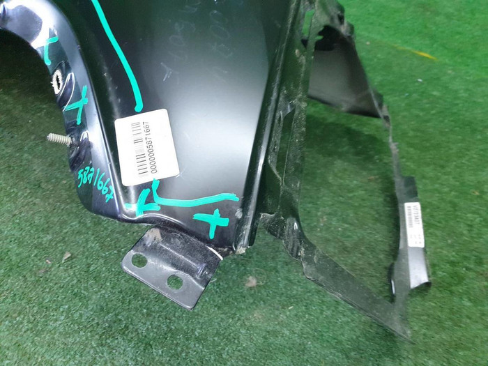 Крыло переднее правое Mercedes G W463 (2018-н.в.)