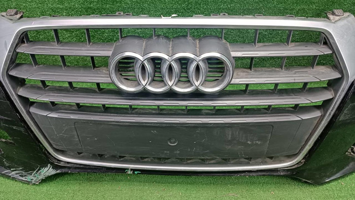 Бампер передний Audi Q3 1 8U (2014-2018)