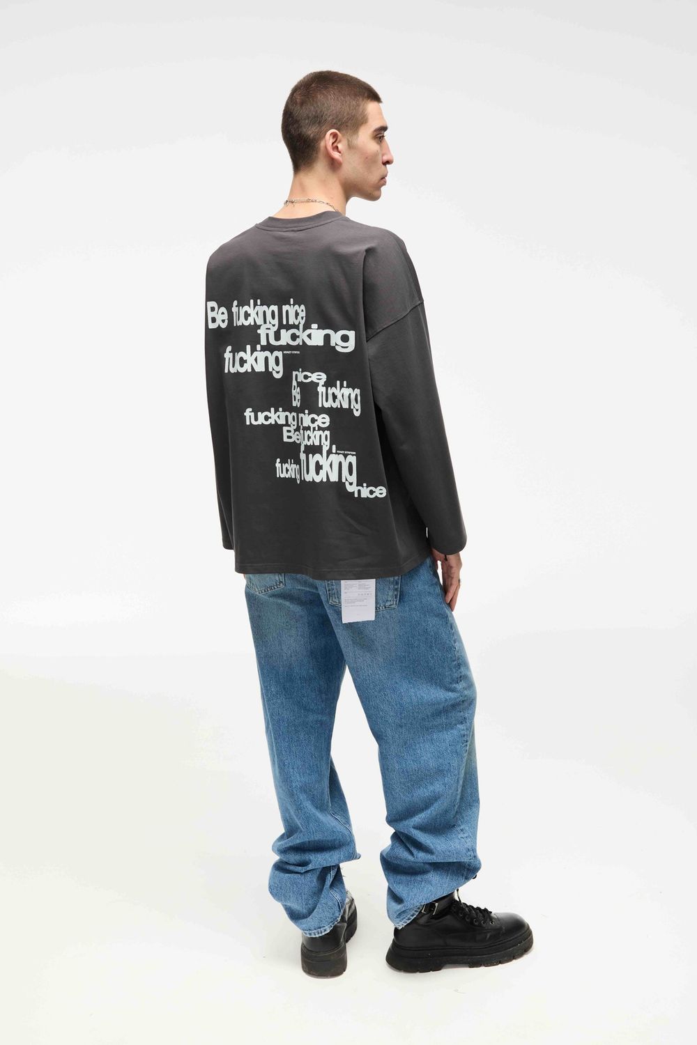 Купить Лонгслив Kraizy Stripes Be Fucking Nice графит Лонгслив Kraizy Stripes Be Fucking Nice графит