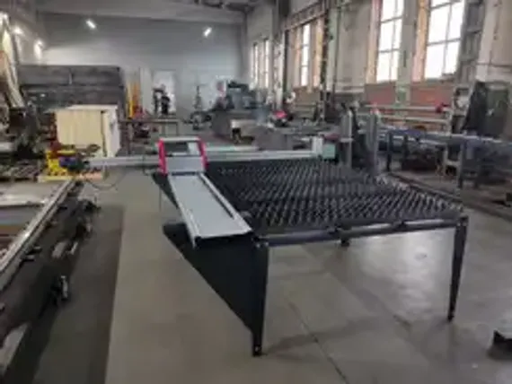 Консольная машина Huawei HNC-1500H