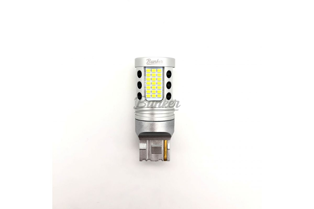 Светодиодная автомобильная LED лампа TaKiMi Premium W21W White CANBUS 12/24V