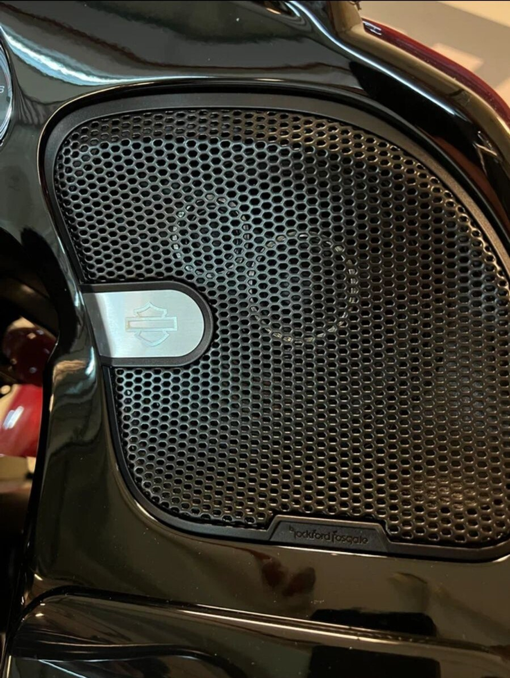 Harley Davidson Road Glide Limited 114 ( Stiletto Red)