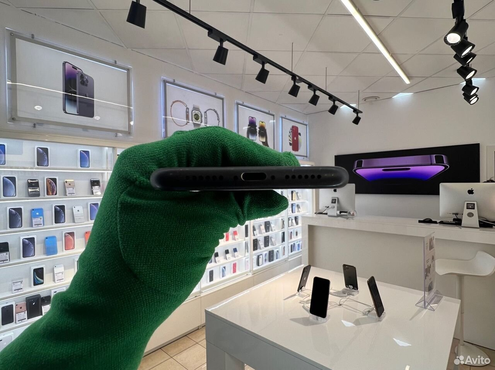 iPhone 11 256 ГБ б/у