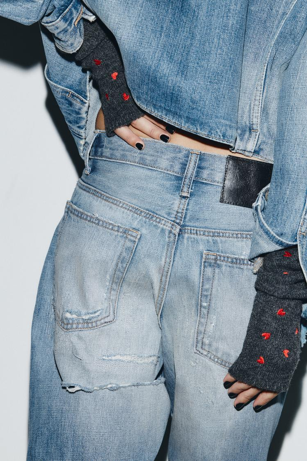 ZARA МИТЕНКИ С ВЫШИТЫМИ СЕРДЦАМИ, СЕРЫЙ