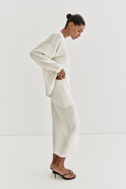 ZARA ТОНКИЙ ТРИКОТАЖНЫЙ СВИТЕР ОВЕРСАЙЗ, БЕЛЫЙ