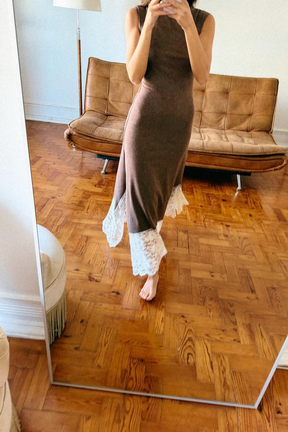 ZARA ДЛИННОЕ КОМБИНИРОВАННОЕ ПЛАТЬЕ С КРУЖЕВОМ, КОРИЧНЕВЫЙ