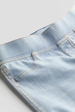 H&M Расклешенные джеггинсы, голубой